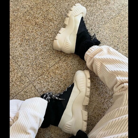 UGG Adiroam Hiker waterproof snow/rain boot (Men's 8.5; women's size 11) - Picture 2 of 10